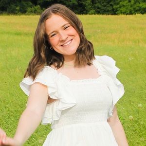 Meet your Posher, Chloe